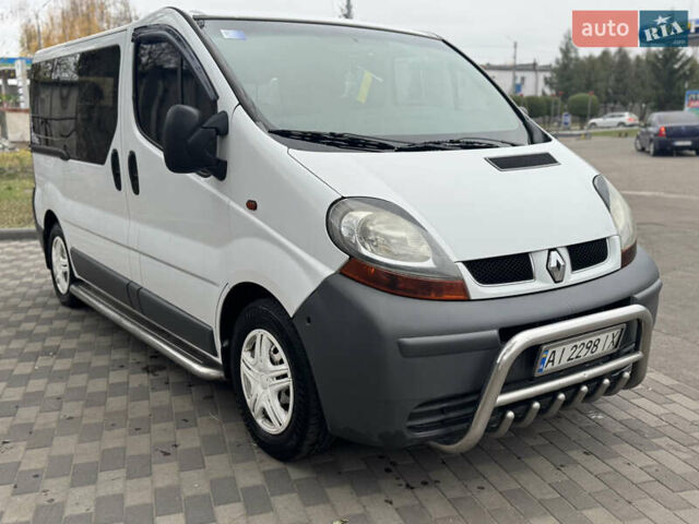 Белый Рено Трафик, объемом двигателя 1.87 л и пробегом 327 тыс. км за 7800 $, фото 5 на Automoto.ua