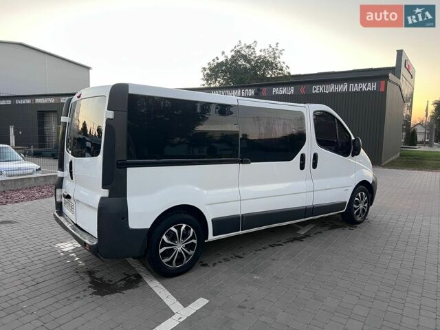 Белый Рено Трафик, объемом двигателя 1.9 л и пробегом 323 тыс. км за 6700 $, фото 18 на Automoto.ua