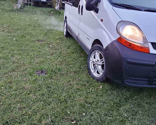 Білий Рено Трафік, об'ємом двигуна 1.9 л та пробігом 270 тис. км за 7750 $, фото 1 на Automoto.ua