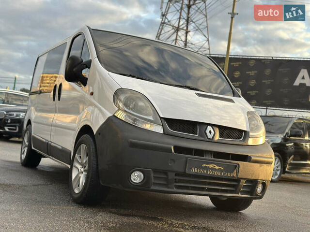Белый Рено Трафик, объемом двигателя 1.87 л и пробегом 581 тыс. км за 7500 $, фото 8 на Automoto.ua