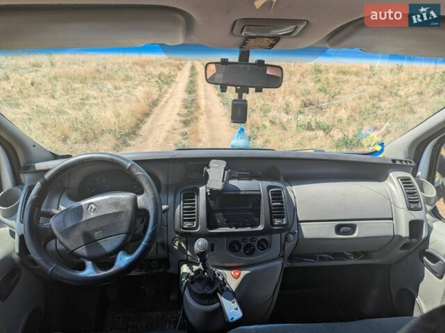 Білий Рено Трафік, об'ємом двигуна 1.9 л та пробігом 509 тис. км за 7000 $, фото 10 на Automoto.ua
