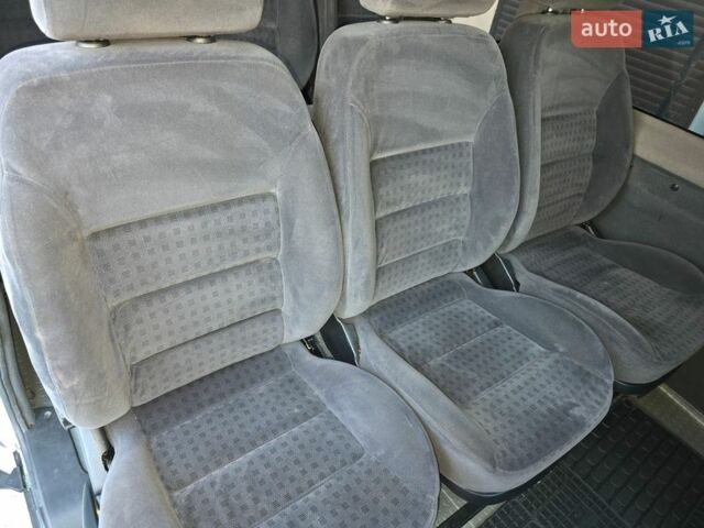 Білий Рено Трафік, об'ємом двигуна 1.9 л та пробігом 273 тис. км за 8900 $, фото 40 на Automoto.ua