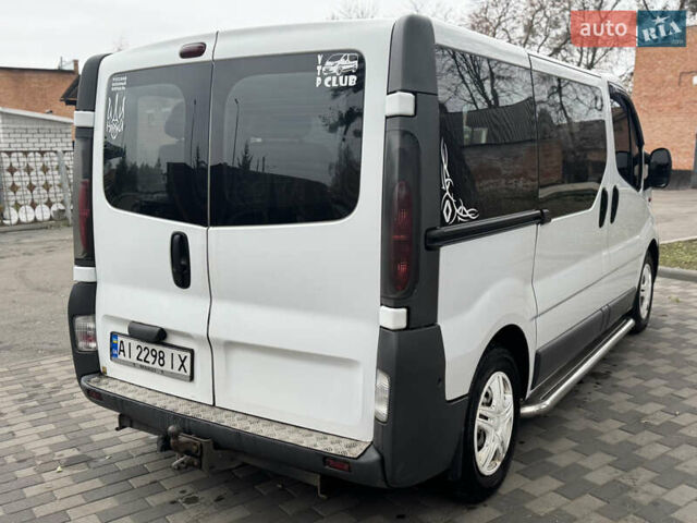 Белый Рено Трафик, объемом двигателя 1.87 л и пробегом 327 тыс. км за 7800 $, фото 11 на Automoto.ua