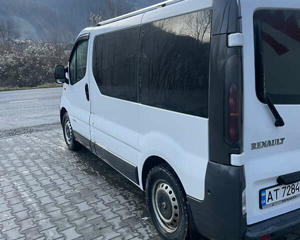 Білий Рено Трафік, об'ємом двигуна 1.87 л та пробігом 375 тис. км за 8000 $, фото 1 на Automoto.ua
