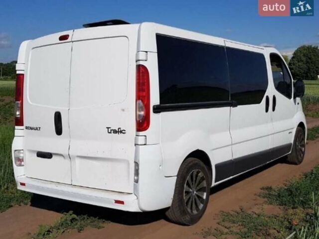 Белый Рено Трафик, объемом двигателя 2 л и пробегом 470 тыс. км за 10499 $, фото 4 на Automoto.ua
