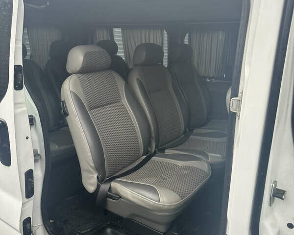 Белый Рено Трафик, объемом двигателя 2 л и пробегом 410 тыс. км за 8800 $, фото 9 на Automoto.ua