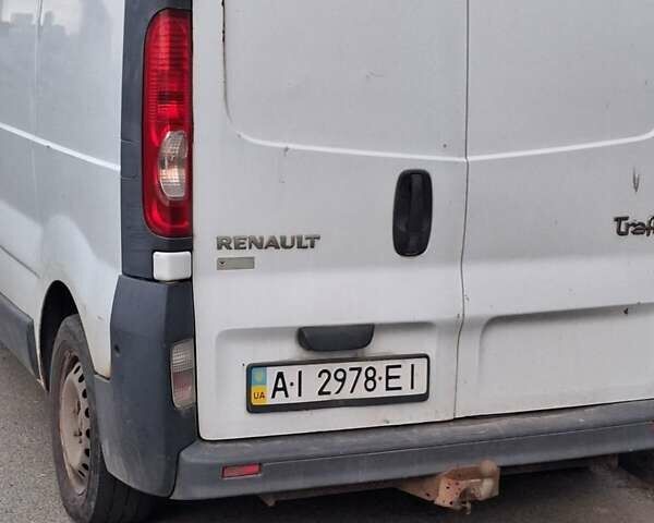 Белый Рено Трафик, объемом двигателя 2 л и пробегом 340 тыс. км за 5500 $, фото 2 на Automoto.ua