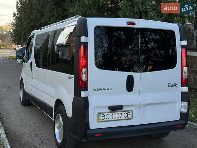 Белый Рено Трафик, объемом двигателя 2 л и пробегом 470 тыс. км за 8650 $, фото 11 на Automoto.ua