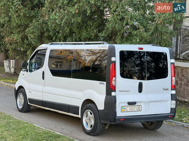 Белый Рено Трафик, объемом двигателя 2 л и пробегом 470 тыс. км за 8650 $, фото 10 на Automoto.ua