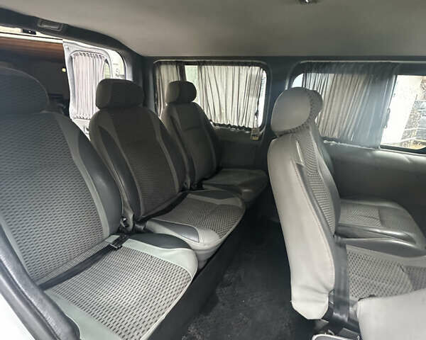 Белый Рено Трафик, объемом двигателя 2 л и пробегом 408 тыс. км за 8950 $, фото 8 на Automoto.ua