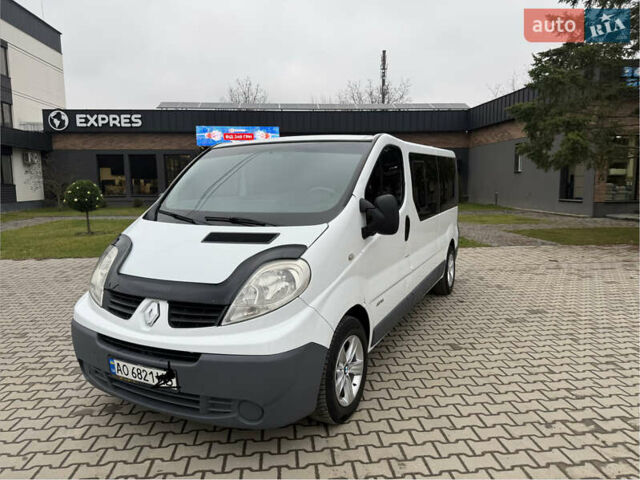 Білий Рено Трафік, об'ємом двигуна 2 л та пробігом 385 тис. км за 8500 $, фото 4 на Automoto.ua