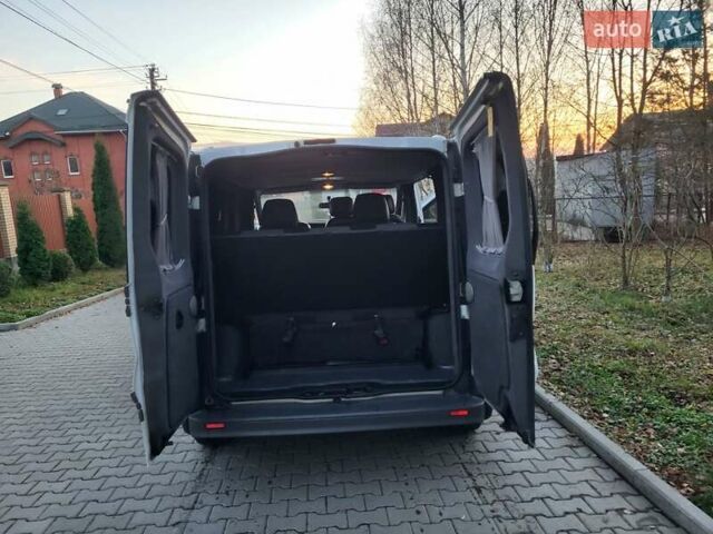 Белый Рено Трафик, объемом двигателя 2 л и пробегом 261 тыс. км за 8999 $, фото 40 на Automoto.ua