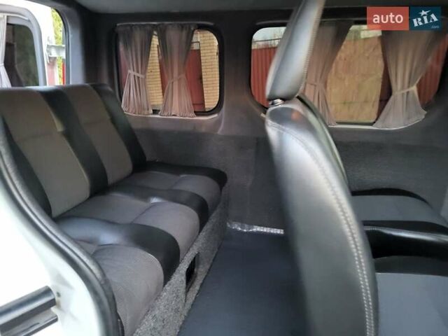 Белый Рено Трафик, объемом двигателя 2 л и пробегом 261 тыс. км за 8999 $, фото 68 на Automoto.ua