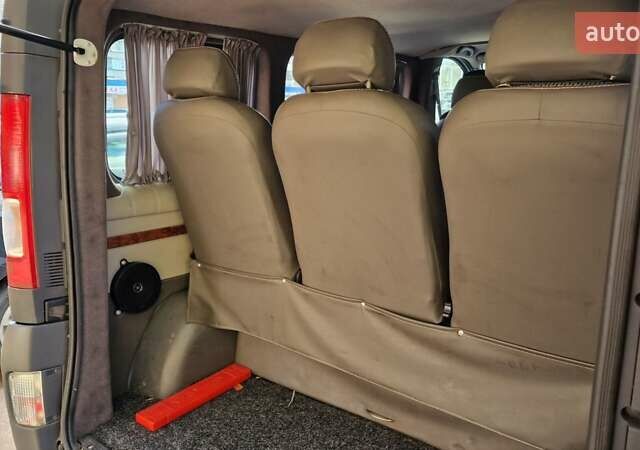 Белый Рено Трафик, объемом двигателя 2 л и пробегом 243 тыс. км за 6700 $, фото 12 на Automoto.ua