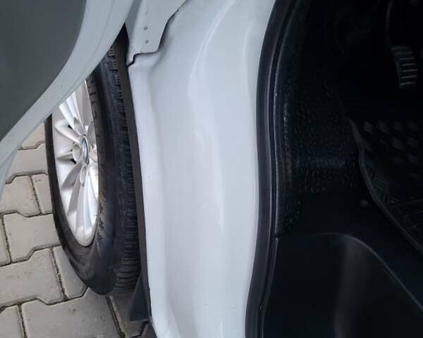 Белый Рено Трафик, объемом двигателя 2 л и пробегом 261 тыс. км за 8999 $, фото 54 на Automoto.ua