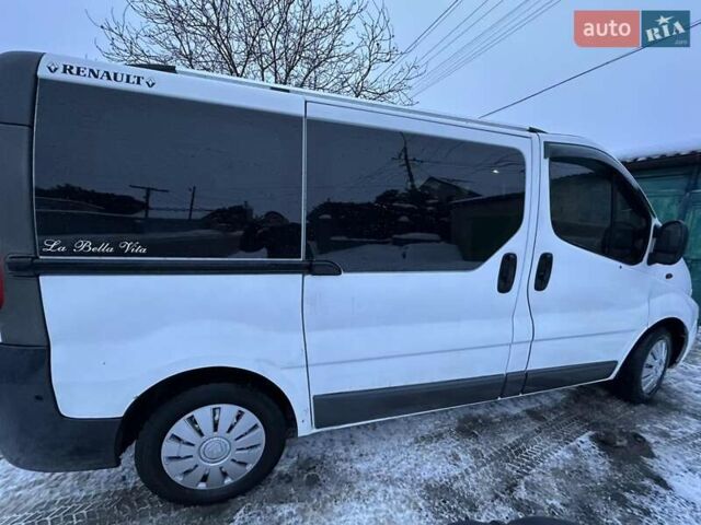 Білий Рено Трафік, об'ємом двигуна 2 л та пробігом 470 тис. км за 9700 $, фото 4 на Automoto.ua