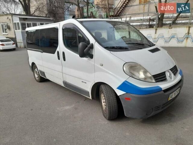 Белый Рено Трафик, объемом двигателя 2 л и пробегом 347 тыс. км за 8000 $, фото 20 на Automoto.ua