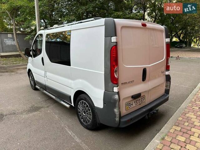Білий Рено Трафік, об'ємом двигуна 2 л та пробігом 318 тис. км за 7400 $, фото 7 на Automoto.ua