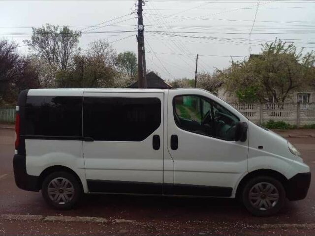 Белый Рено Трафик, объемом двигателя 2 л и пробегом 3 тыс. км за 8500 $, фото 2 на Automoto.ua