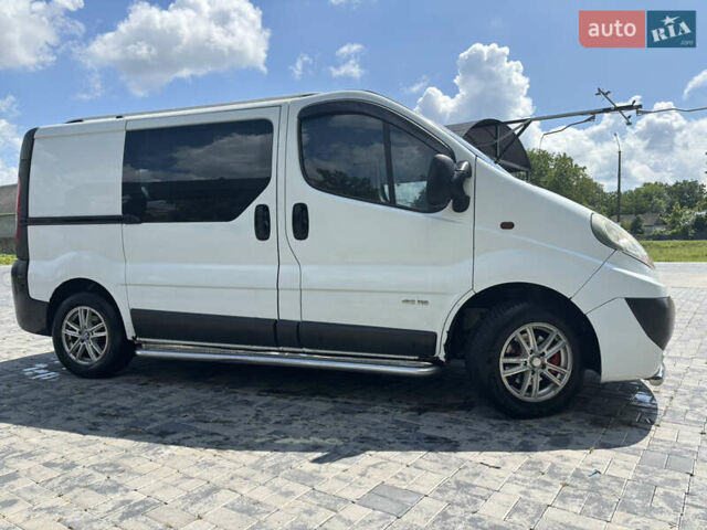 Белый Рено Трафик, объемом двигателя 2 л и пробегом 450 тыс. км за 7700 $, фото 21 на Automoto.ua