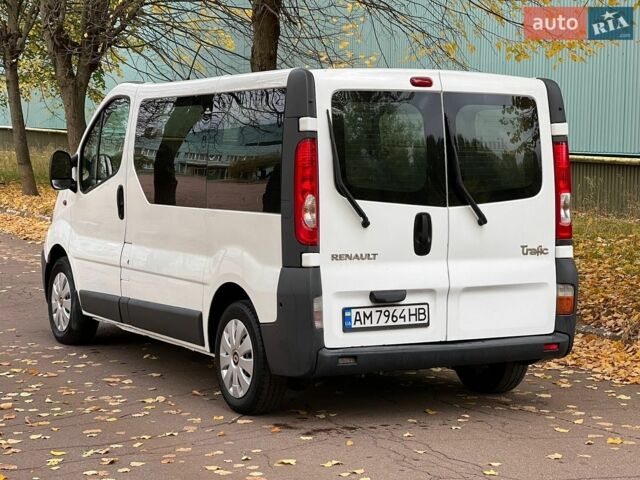 Білий Рено Трафік, об'ємом двигуна 2 л та пробігом 350 тис. км за 7999 $, фото 29 на Automoto.ua