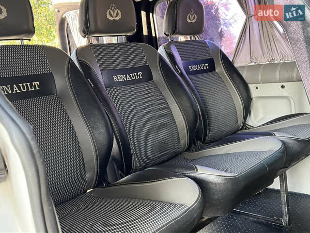 Белый Рено Трафик, объемом двигателя 2 л и пробегом 470 тыс. км за 8650 $, фото 27 на Automoto.ua