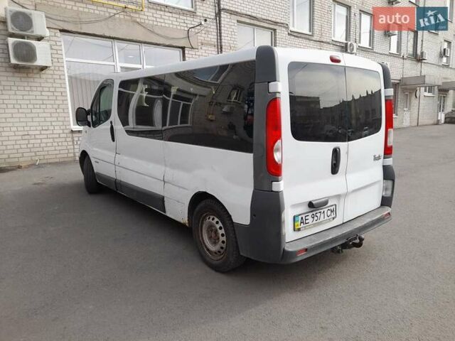 Белый Рено Трафик, объемом двигателя 2 л и пробегом 347 тыс. км за 8000 $, фото 16 на Automoto.ua
