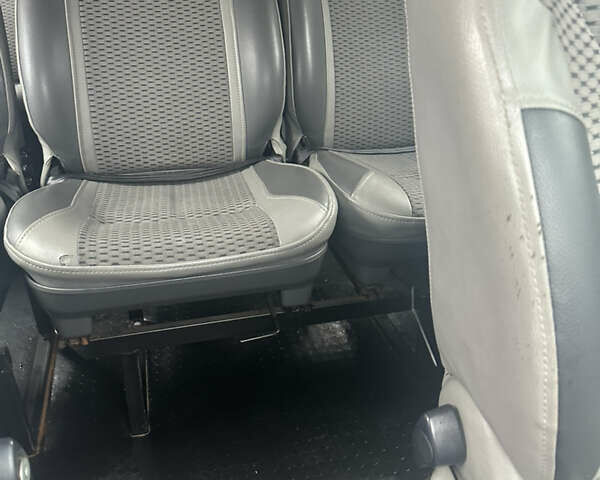 Белый Рено Трафик, объемом двигателя 2 л и пробегом 410 тыс. км за 8800 $, фото 10 на Automoto.ua