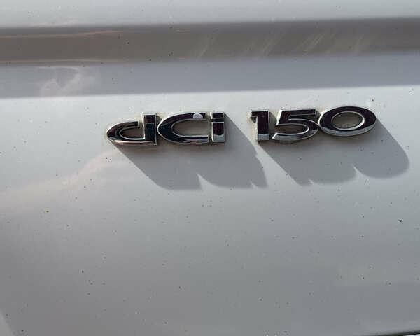 Белый Рено Трафик, объемом двигателя 2.46 л и пробегом 326 тыс. км за 9900 $, фото 8 на Automoto.ua