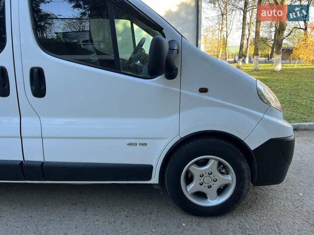 Белый Рено Трафик, объемом двигателя 2 л и пробегом 470 тыс. км за 8650 $, фото 17 на Automoto.ua