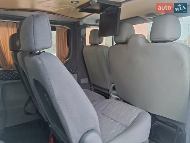 Белый Рено Трафик, объемом двигателя 2 л и пробегом 221 тыс. км за 8600 $, фото 29 на Automoto.ua