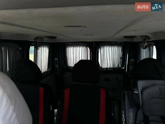 Белый Рено Трафик, объемом двигателя 2 л и пробегом 347 тыс. км за 8200 $, фото 1 на Automoto.ua
