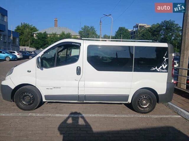 Белый Рено Трафик, объемом двигателя 2 л и пробегом 600 тыс. км за 7300 $, фото 4 на Automoto.ua
