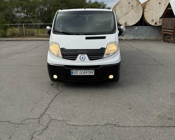 Білий Рено Трафік, об'ємом двигуна 2 л та пробігом 332 тис. км за 9199 $, фото 3 на Automoto.ua