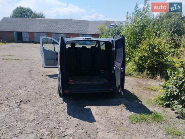 Белый Рено Трафик, объемом двигателя 2 л и пробегом 100 тыс. км за 8900 $, фото 4 на Automoto.ua