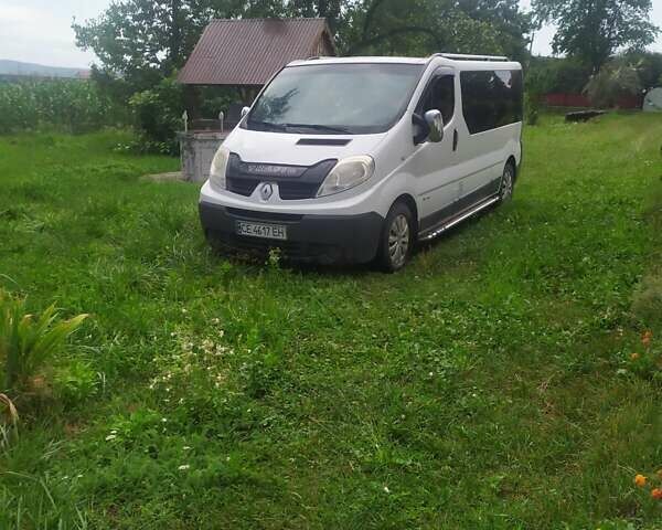 Белый Рено Трафик, объемом двигателя 2 л и пробегом 285 тыс. км за 9400 $, фото 6 на Automoto.ua