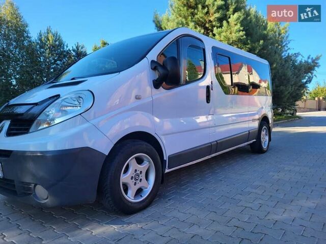 Білий Рено Трафік, об'ємом двигуна 2 л та пробігом 228 тис. км за 9400 $, фото 30 на Automoto.ua