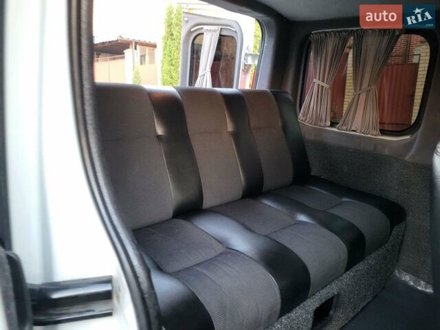 Білий Рено Трафік, об'ємом двигуна 2 л та пробігом 261 тис. км за 8999 $, фото 70 на Automoto.ua