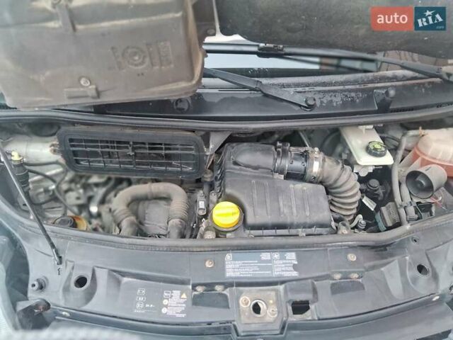 Белый Рено Трафик, объемом двигателя 2 л и пробегом 221 тыс. км за 8600 $, фото 20 на Automoto.ua