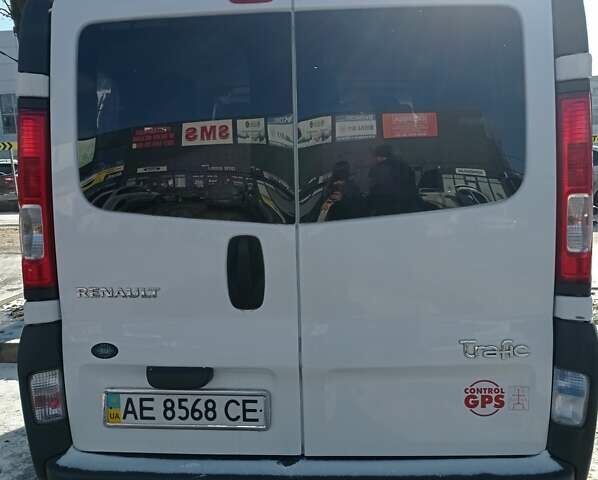 Білий Рено Трафік, об'ємом двигуна 2 л та пробігом 230 тис. км за 9500 $, фото 8 на Automoto.ua