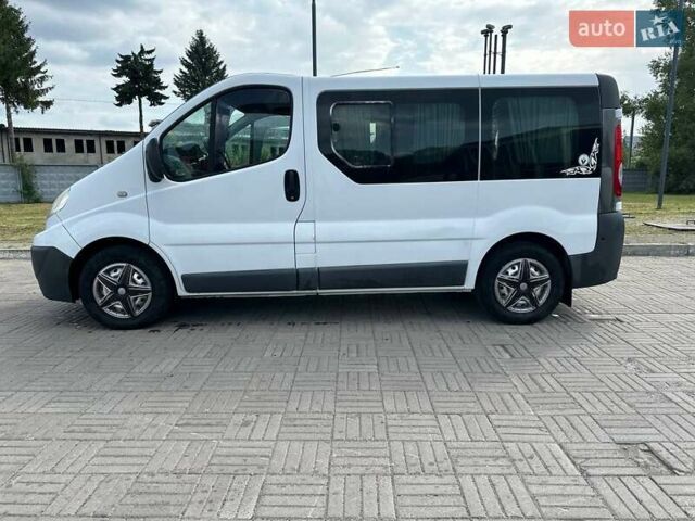 Белый Рено Трафик, объемом двигателя 2 л и пробегом 347 тыс. км за 8200 $, фото 8 на Automoto.ua