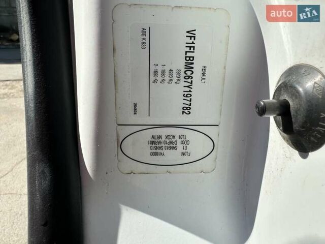 Белый Рено Трафик, объемом двигателя 2 л и пробегом 360 тыс. км за 7000 $, фото 10 на Automoto.ua
