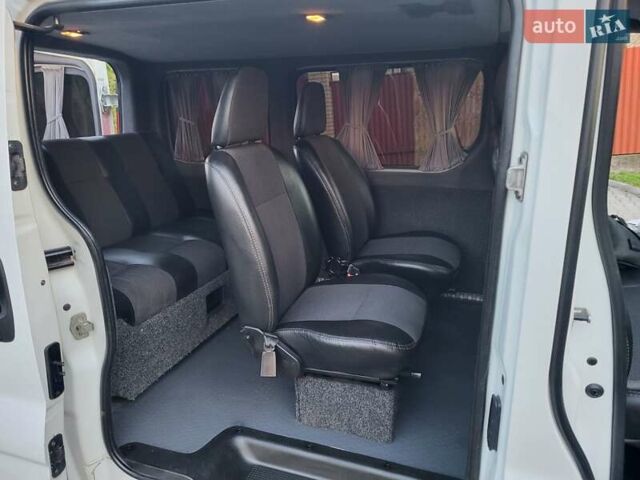 Белый Рено Трафик, объемом двигателя 2 л и пробегом 261 тыс. км за 8999 $, фото 78 на Automoto.ua