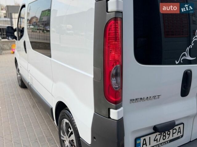 Білий Рено Трафік, об'ємом двигуна 2 л та пробігом 395 тис. км за 7999 $, фото 23 на Automoto.ua