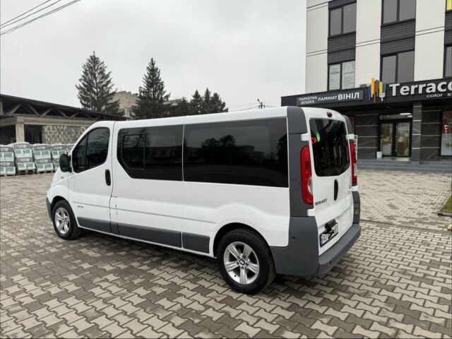 Белый Рено Трафик, объемом двигателя 2 л и пробегом 385 тыс. км за 8500 $, фото 4 на Automoto.ua
