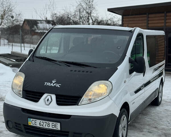 Белый Рено Трафик, объемом двигателя 2 л и пробегом 246 тыс. км за 8900 $, фото 35 на Automoto.ua