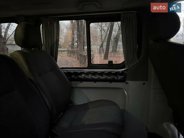 Белый Рено Трафик, объемом двигателя 2 л и пробегом 400 тыс. км за 9200 $, фото 20 на Automoto.ua