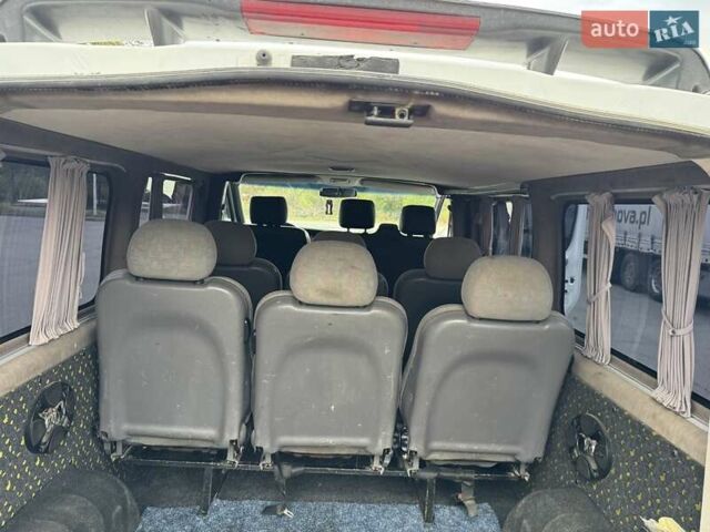 Білий Рено Трафік, об'ємом двигуна 2 л та пробігом 332 тис. км за 9199 $, фото 15 на Automoto.ua