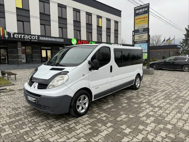 Белый Рено Трафик, объемом двигателя 2 л и пробегом 385 тыс. км за 8500 $, фото 6 на Automoto.ua
