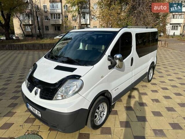Белый Рено Трафик, объемом двигателя 2 л и пробегом 250 тыс. км за 8700 $, фото 6 на Automoto.ua